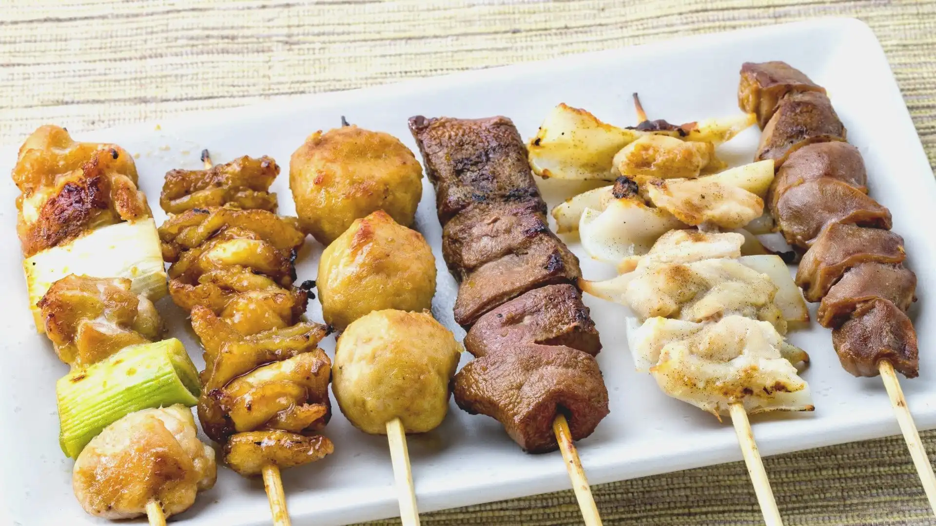 求人イメージ画像・阪神梅田本店・レジスタッフ［焼き鳥］