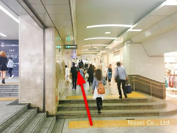 Osaka Metro谷町線 東梅田駅～梅田大丸従業員通用口（従業員入口）までの経路画像13［日星株式会社］