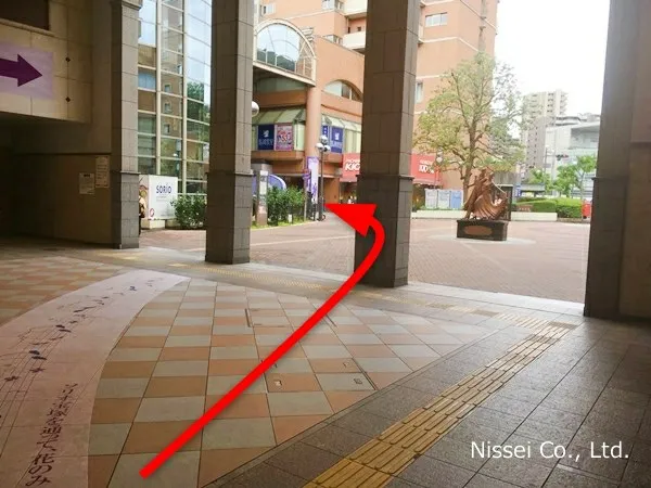 阪急 宝塚駅～宝塚阪急従業員通用口（従業員入口）までの経路画像4［日星株式会社］