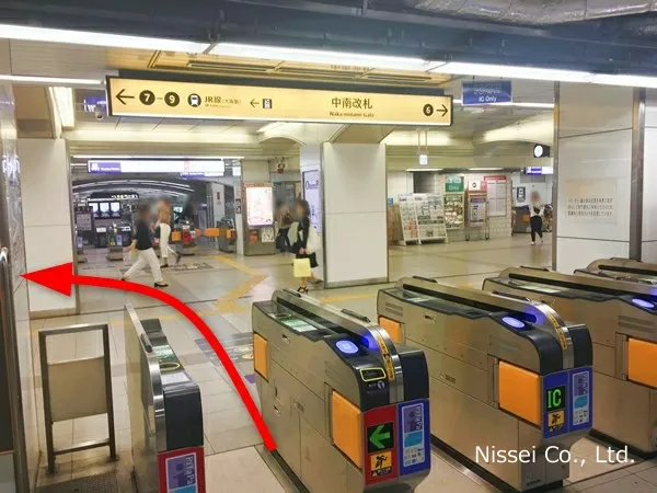 Osaka Metro御堂筋線 梅田駅～ルクア大阪従業員通用口（従業員入口）までの経路画像1［日星株式会社］