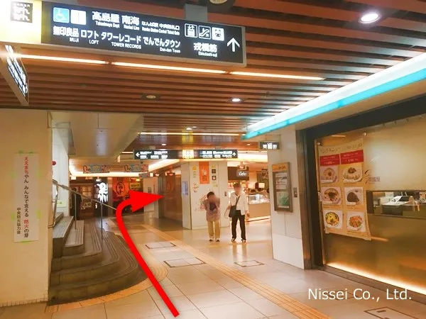 JR線 難波駅～大阪タカシマヤ従業員通用口（従業員入口）までの経路画像12［日星株式会社］