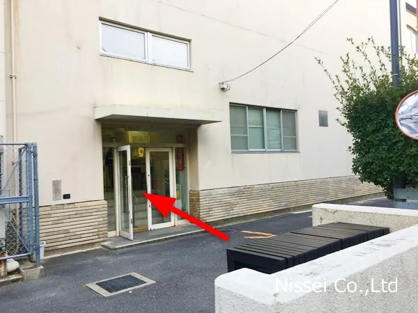 正面入口～洛西タカシマヤ従業員通用口（従業員入口）までの経路画像3［日星株式会社］